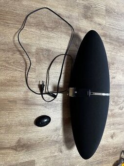 Bowers&Wilkins ZeppelinAir lighting.