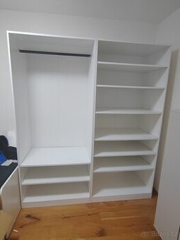 Korpus šatní skříně UNIT