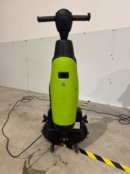 Podlahový mycí stroj 42 cm