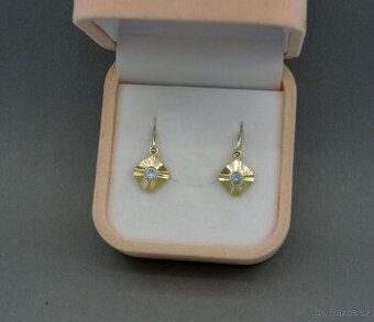 Pěkné zlaté náušničky