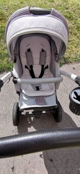 Kočárek Adamex Barletta