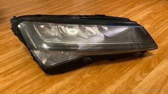 Přední pravý světlomet Škoda Superb III, úplně nový - 1