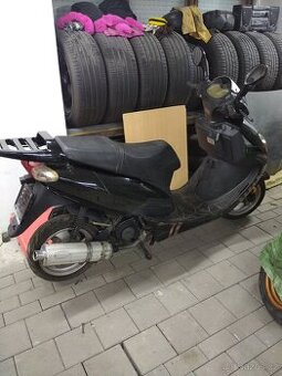 Skútr baotian 50 bez tp na díly pole stavbu přestavbu