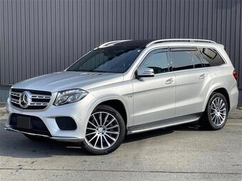 Mercedes Benz GLS500