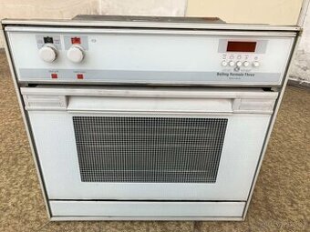 Vestavná elektrická trouba Belling Formula Three 22V 2.8kW