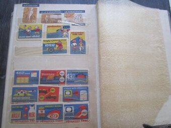 staré album -nálepky od sirek