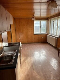 Pronájem bytu 1+1 v Dolanech - 1