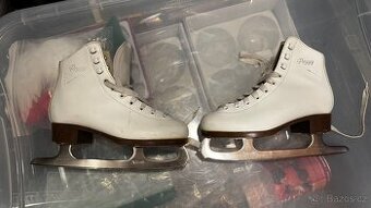 Dívčí brusle vel. 36 Boras