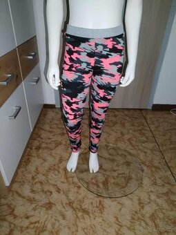 dívčí zateplené legíny vel.134/140 - 1