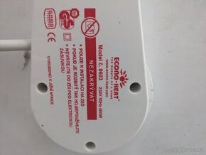 Topný panel na stěnu