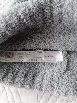 Dívčí čepice a rukavice