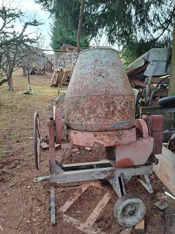 Stavební míchačka