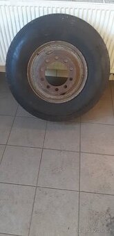 8,25 R 15 143/141 G KORMORAN včet. disku PODVALNÍK