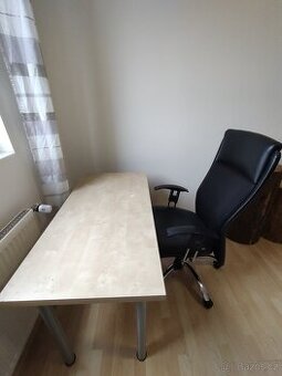 STOLEK IKEA PSACÍ - PC. 4.800,-