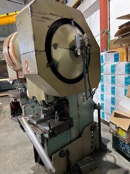 Výstředníkový lis Smeral LENP 40 A (7430)