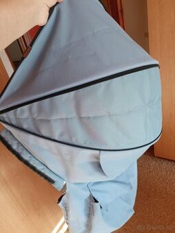 Stříška Petite Mars street