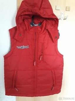 Dvakrát vesta-Červená vesta s kapucí vel 152, -nová a bílá,