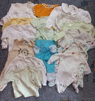 Chlapecke oblečení mix jaro/léto vel. 62