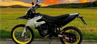 Enduro UM DSR 125 EX