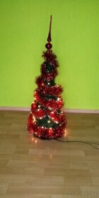 Vánoční stromeček ozdobený