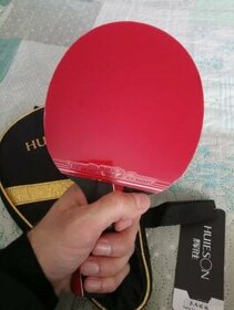 Pálka na stolní tenis (ping pong)