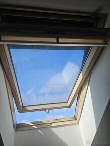 Velux venkovní roleta na střešní okno 118x78