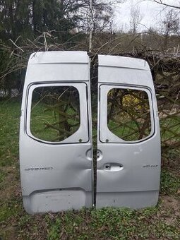 Sprinter w907 w910 zadní dvoukřídlé dveře bez koroze