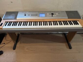 Yamaha DGX 630