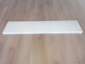 Parapet plastový s nosem 

 - 1