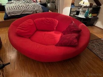 Designová UFO červená sedačka/pohovka. 170/200