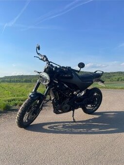 Husqvarna Svartpilen 401 (2023)