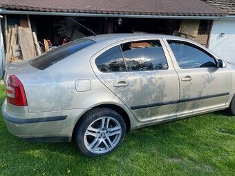 Prodám Škoda octavia 2 1.9 tdi 2005 77kw - 1