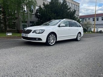 PRODÁM ŠKODU SUPERB II FACELIFT 3.6 FSI