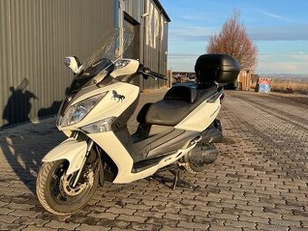 Sym GTS 300i, 2013, 18xxx km, po servise, nová STK - 1