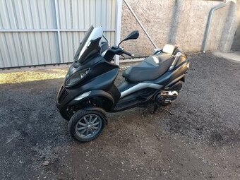 Piaggio mp3 400 Cz doklady v ceně