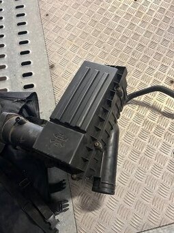 Airbox, Obal vzduchové filtru 2.0 TDI - 1