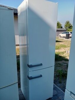 Lednice s mrazakem Miele