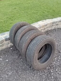 Zátěžové pneu Michelin 215/65 R16C letní