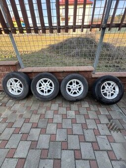 Prodám kola na Jeep Grand Cherokee wj 245/70 r16
