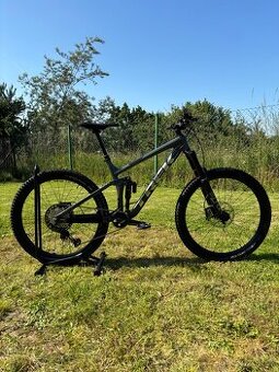 Trek Remedy 8 2022