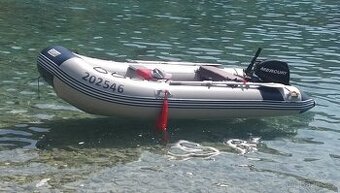 Nafukovací člun Selva, motor mercury 15