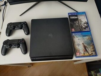 PS4 Slim,2x ovladač,hry