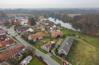 Prodej podílu 1/2 rodinné domy, 137 m² - Pardubice - Rosice
