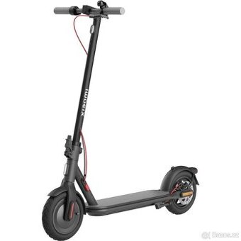 Elektrická koloběžka Xiaomi Electric Scooter 4EU - JAKO NOVÁ