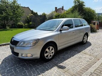 ŠKODA OCTAVIA KOMBI 2012 2.0TDI 103KW AMBIENTE