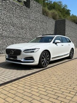 VOLVO V90 D5 AWD INSRIPTION PANORAMA 173 kW