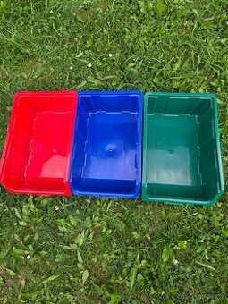Plastové stohovatelné boxy / zásobníky – 49×33×19 cm – různé