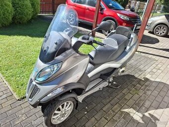 Piaggio mp3 300 ie ,stačí řp skupina B