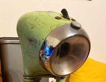 Koupím zelenou masku Jawa 550 Pařez