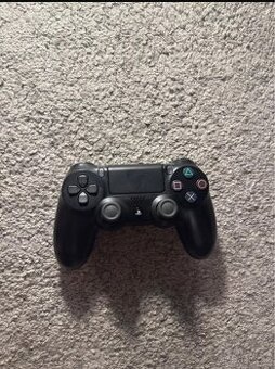 PlayStation 4 ovladač